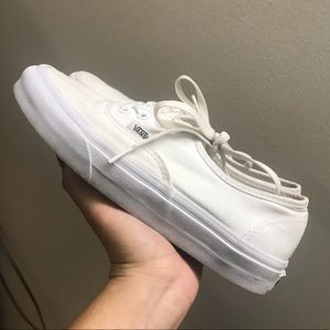 all white classic canvas VANS size 7
